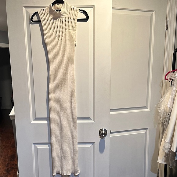 Zara Dresses & Skirts - Zara Cream Knit Maxi Dress